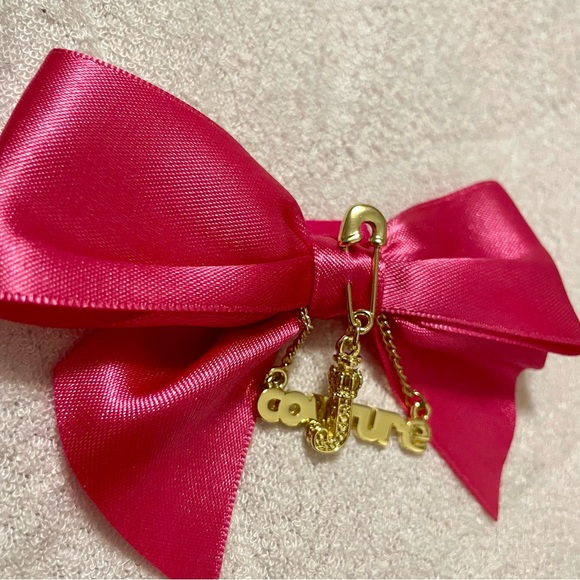 Juicy Couture Pink Bow & Gold Charms - Picture 5 of 11
